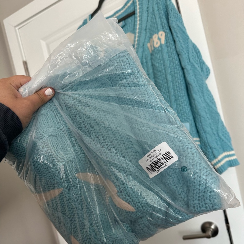 NWT 1989 Taylor’s Version Cardigan